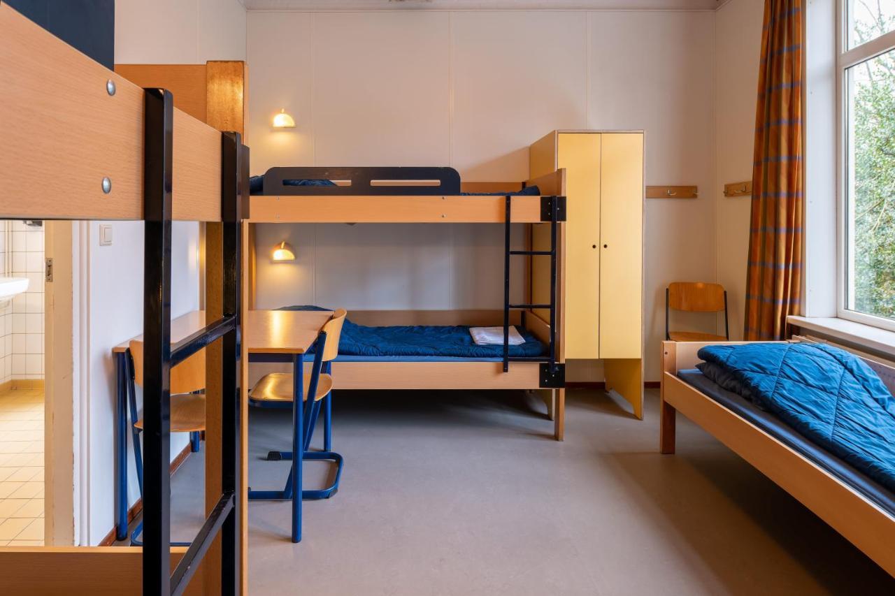 Stayokay Hostel Arnhem Bagian luar foto