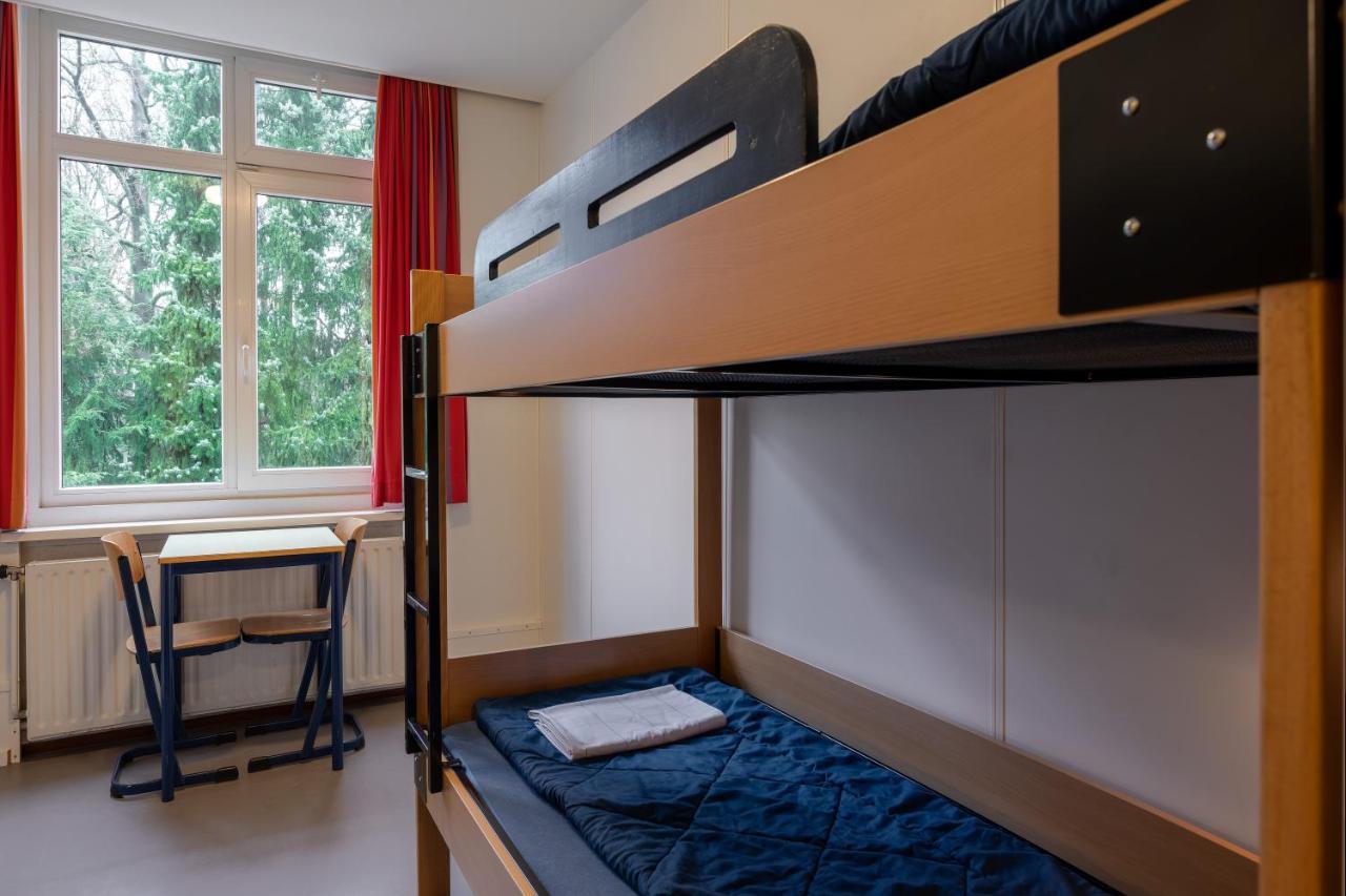 Stayokay Hostel Arnhem Bagian luar foto