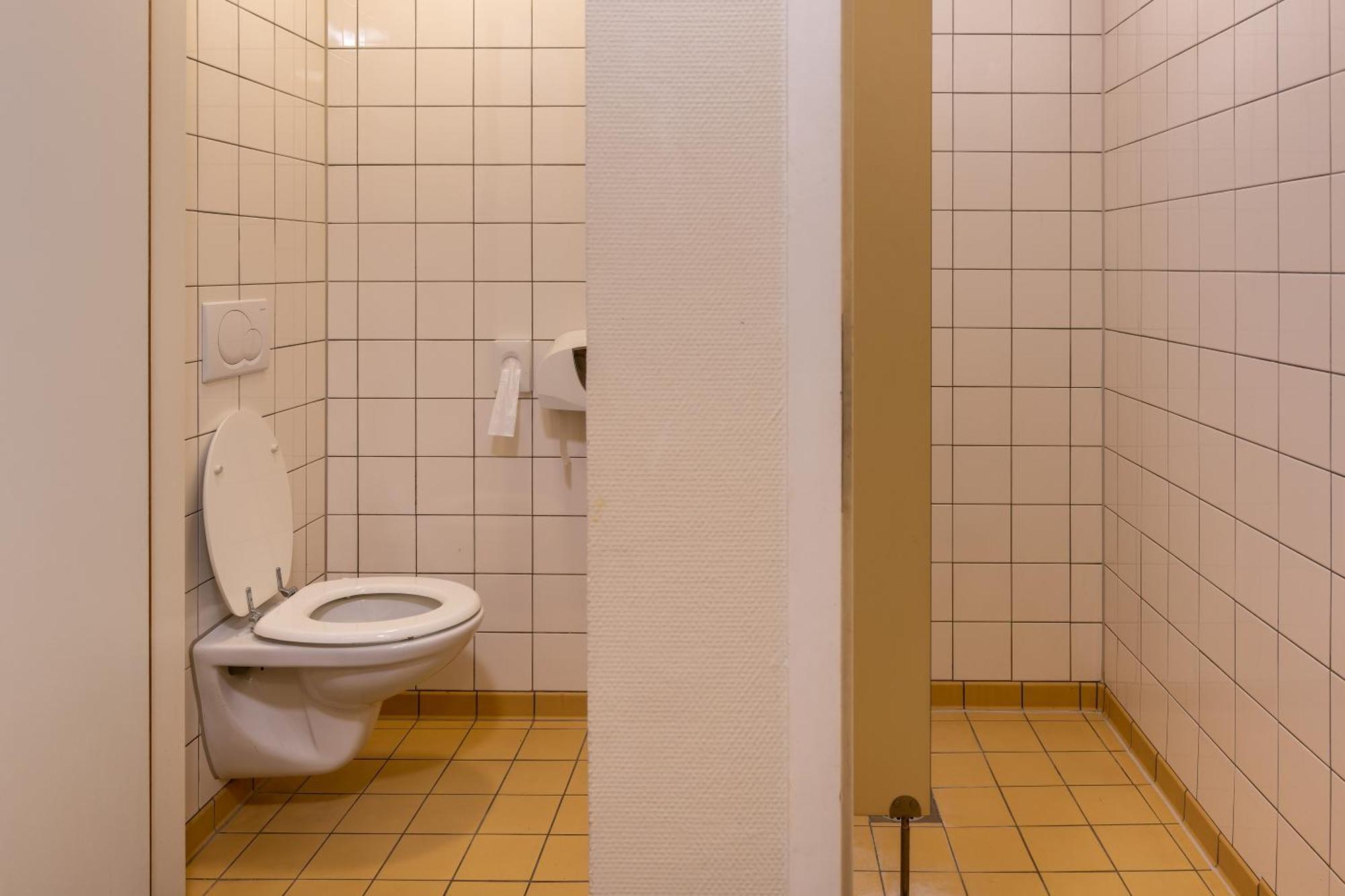 Stayokay Hostel Arnhem Ruang foto