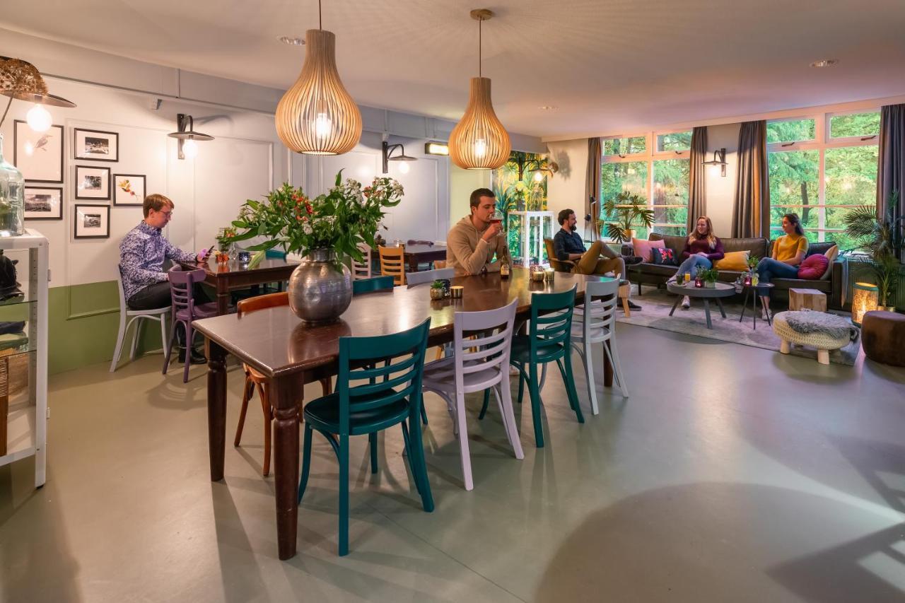 Stayokay Hostel Arnhem Bagian luar foto
